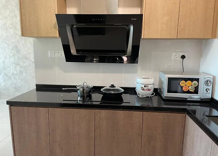 Greenfield A Residence Sunway Subang 10 Pax 3R2B With Internet