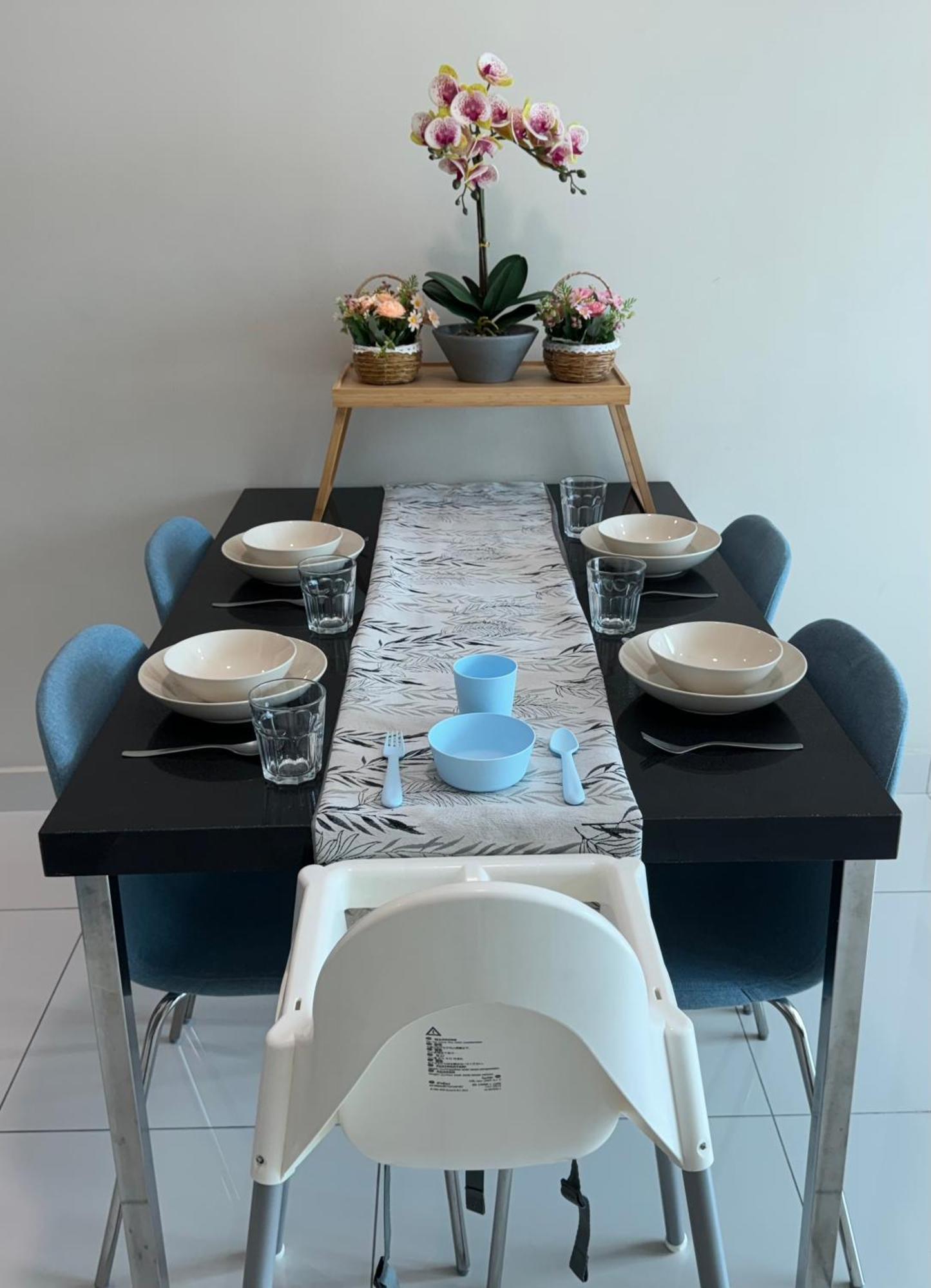 Greenfield A Sunway Subang 10 Pax 3r2b With Internet