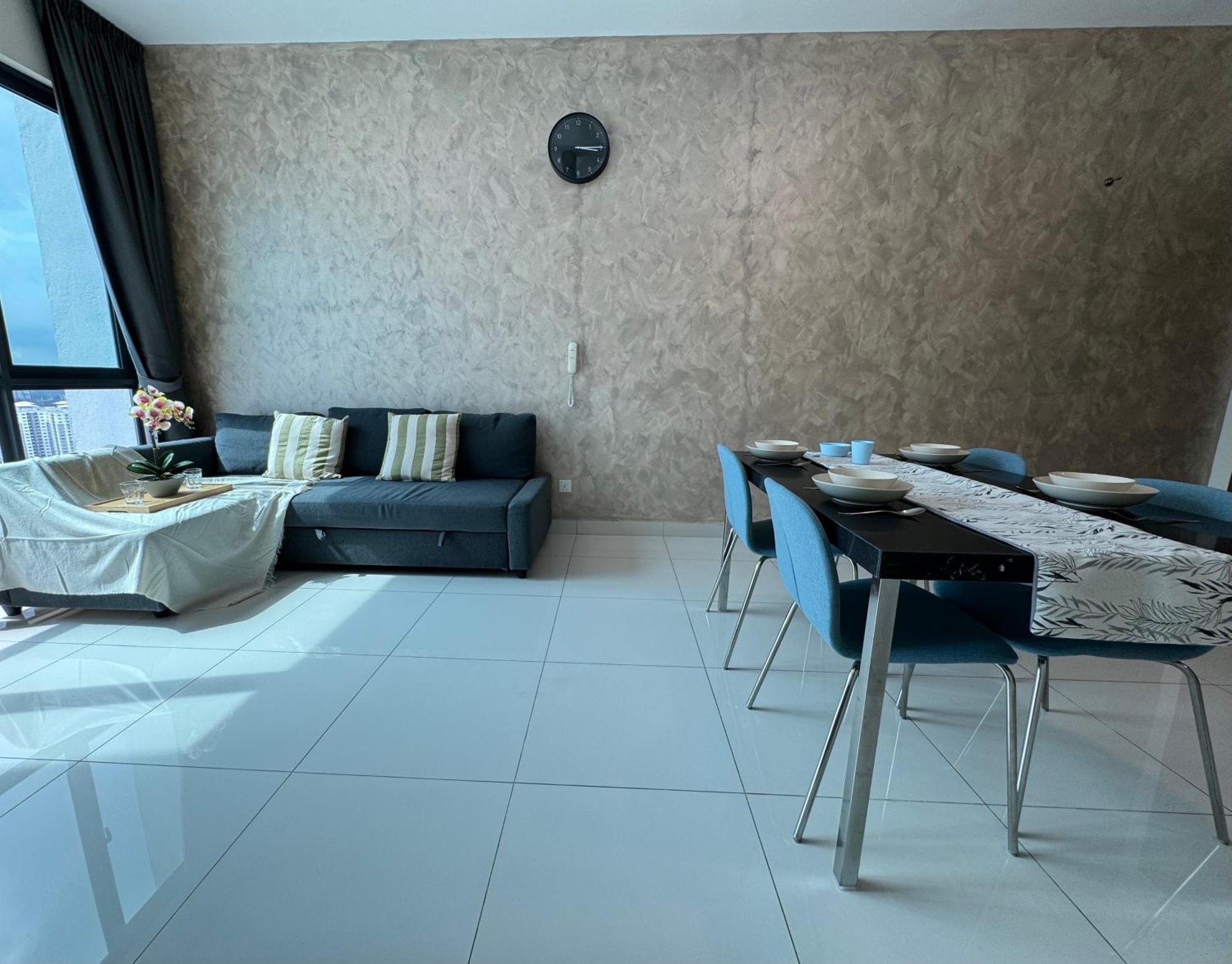 Apartment Greenfield A Sunway Subang 10 Pax 3r2b With Internet Petaling Jaya