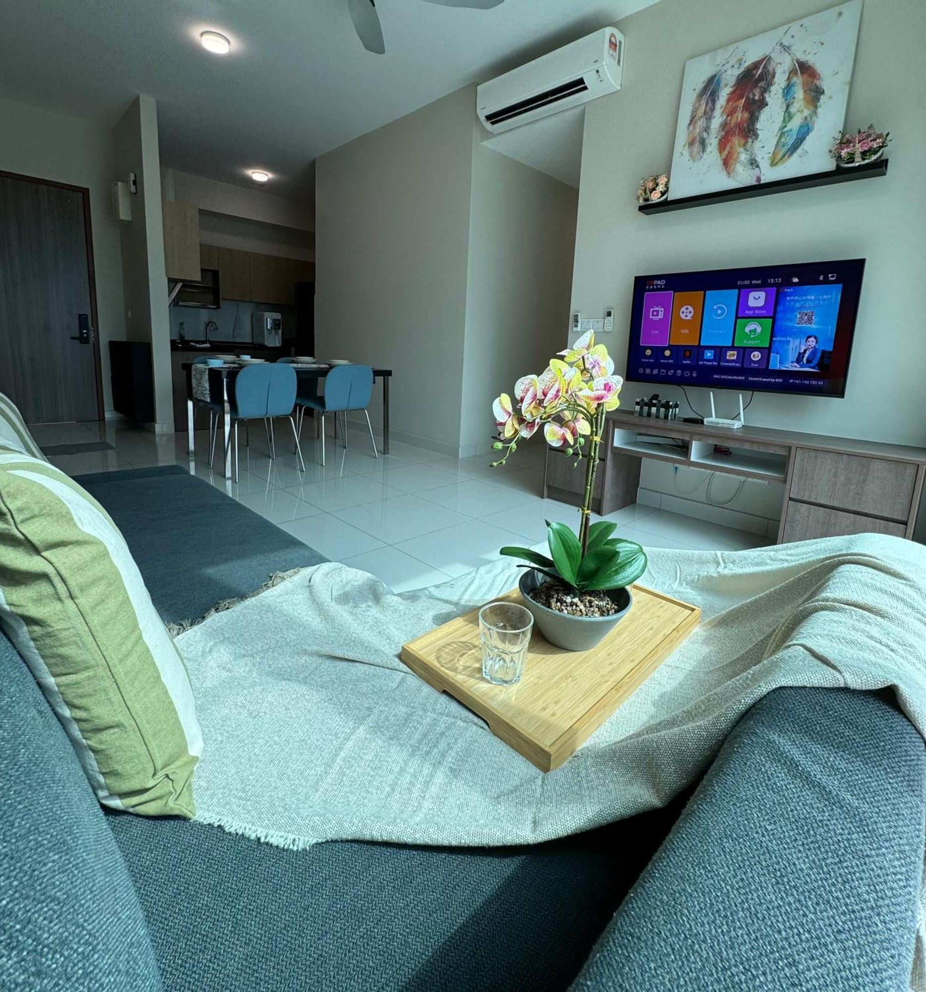 Greenfield A Sunway Subang 10 Pax 3r2b With Internet *