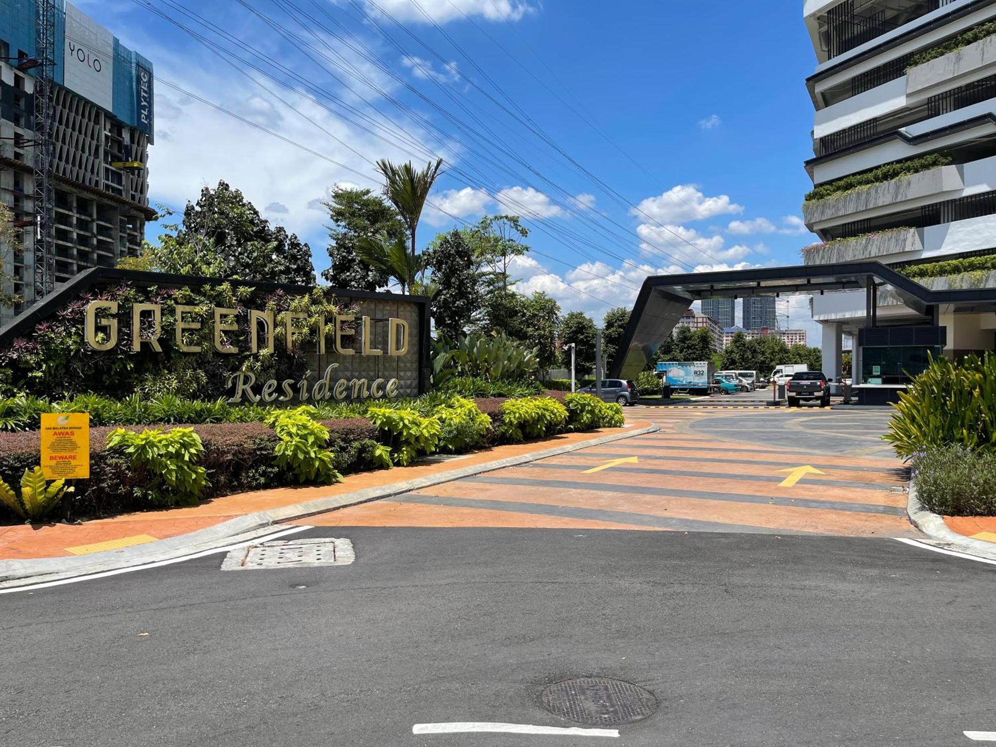 Greenfield A Sunway Subang 10 Pax 3r2b With Internet *