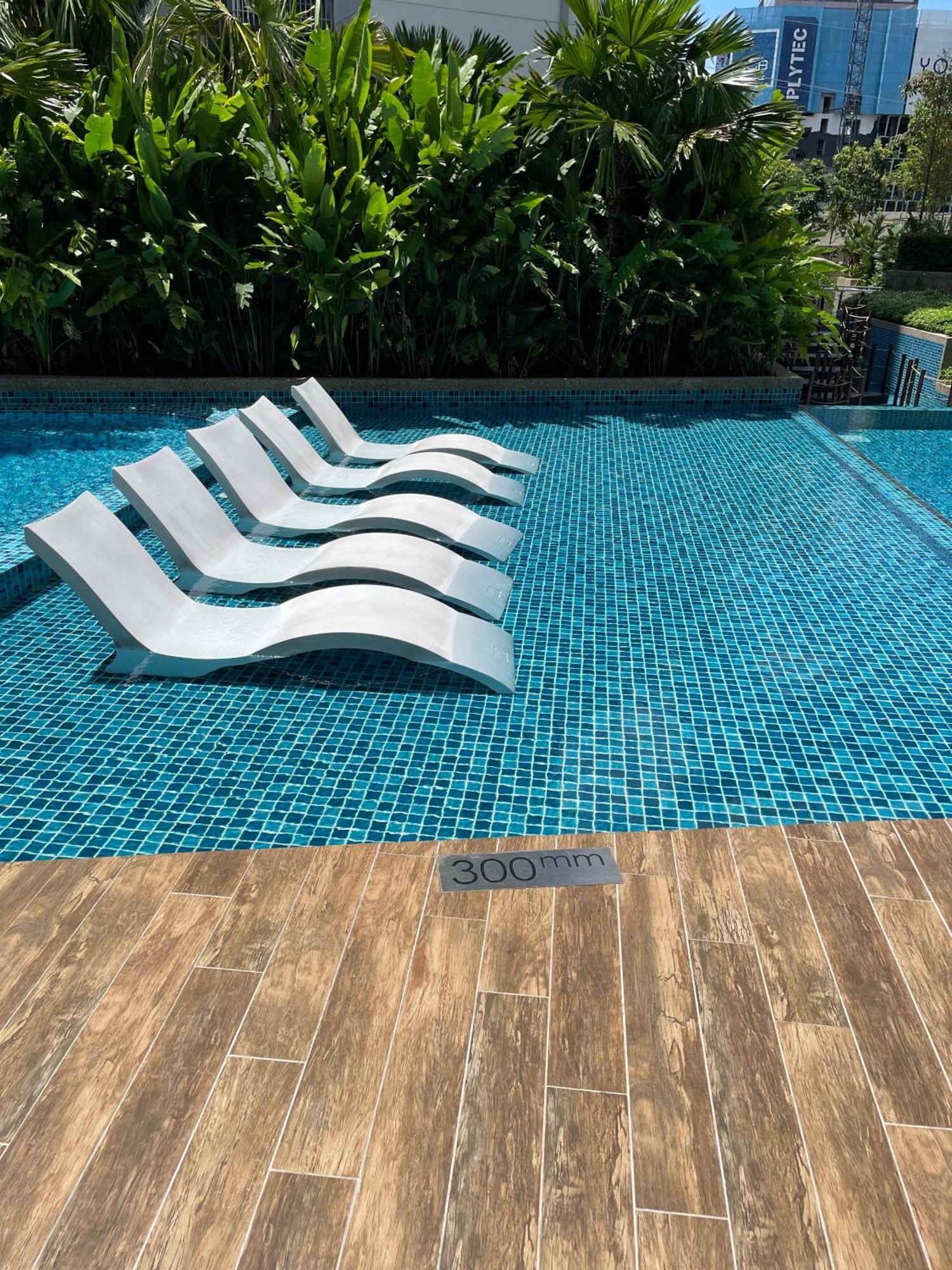 Greenfield A Sunway Subang 10 Pax 3r2b With Internet