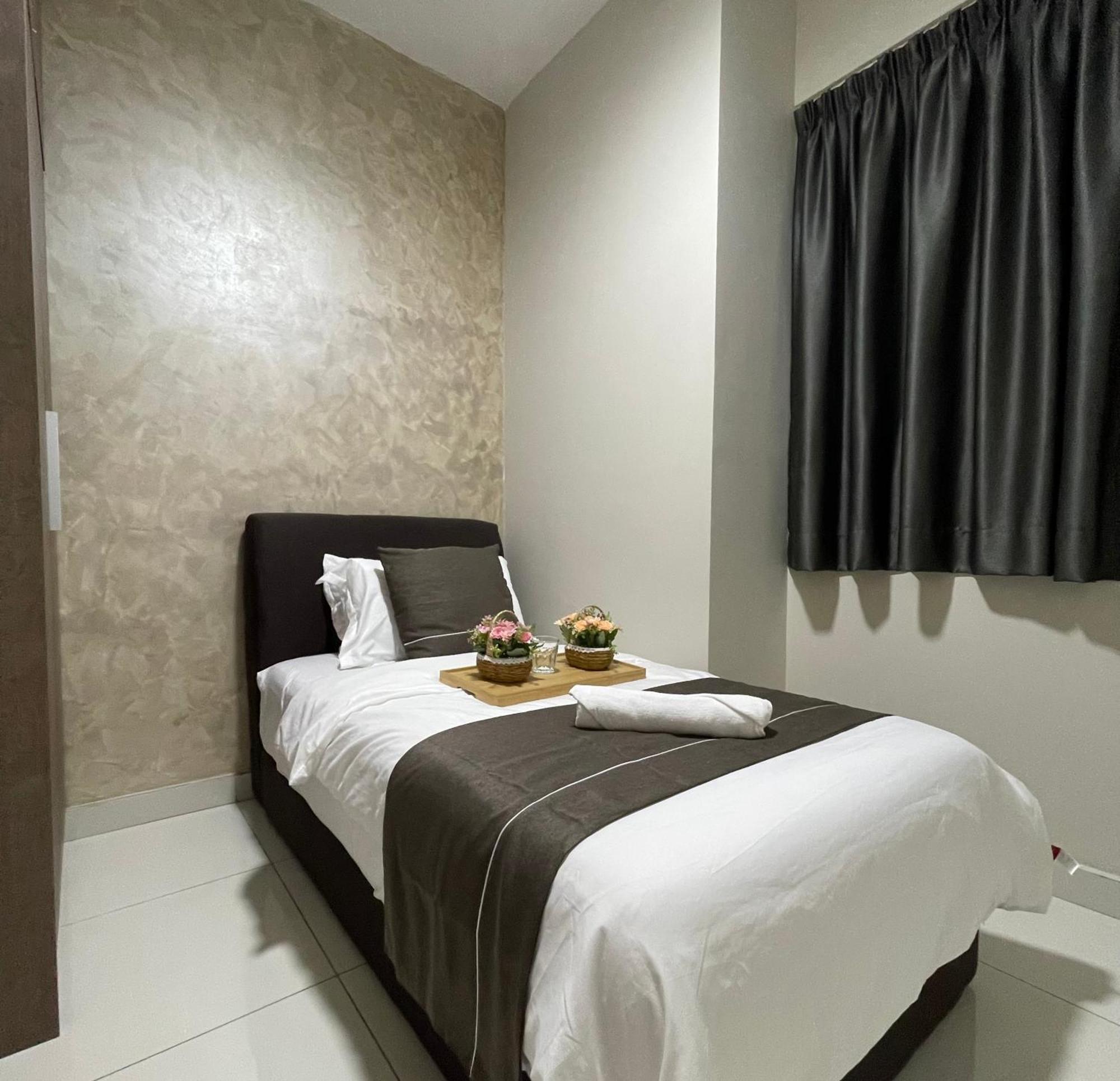 Apartment Greenfield A Sunway Subang 10 Pax 3r2b With Internet Petaling Jaya